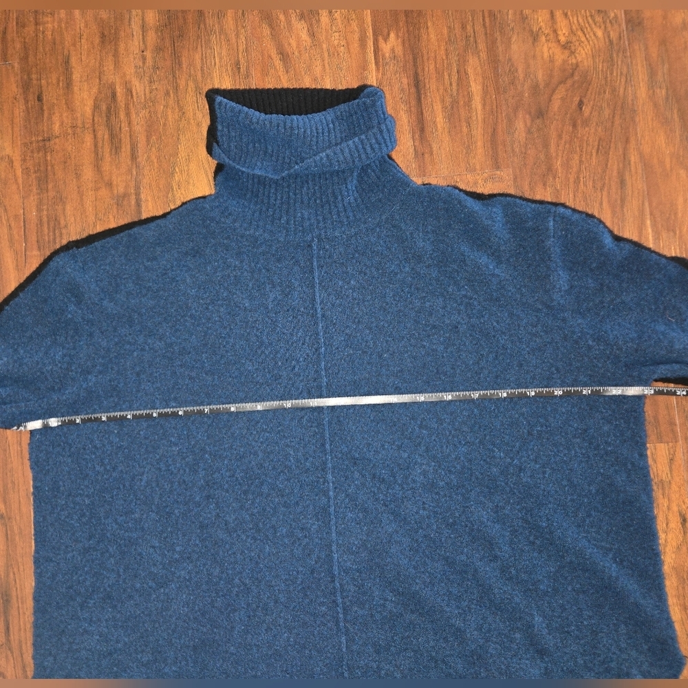 Athleta Transit Merino Wool Blend Colorblock Turtleneck Teal/Black Sweater - Picture 10 of 17